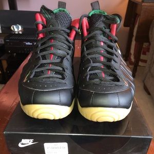 Nike air foamposite Gucci